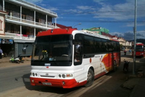 bus-hanoi-to-luang-prabang